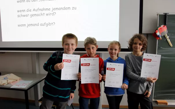 kinderuni_kopfschuetteln_rhb_20180426_foto_c._pesch_47.jpg (DE)