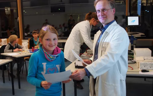 kinderuni_rhb_zahlen_jaeger_20190221_foto_b._wieners-horst_14.jpg (DE)