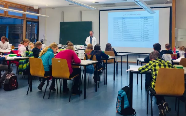 kinderuni_rhb_zahlen_jaeger_20190221_foto_c._pesch_08.jpg (DE)