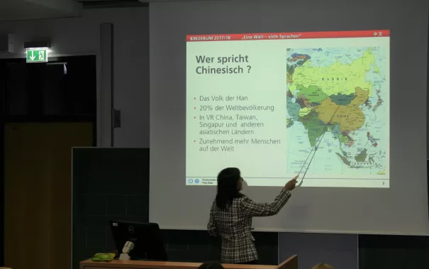 kinderuni_sta_chinesisch_23.11.17_8.jpg (DE)