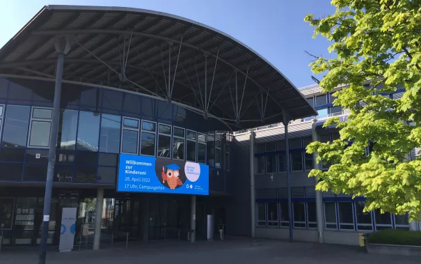 kinderuni_sta_gaertnern_umweltschutz_20220428_foto_anna_guellmann_09.jpg (DE)