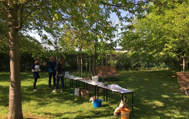 kinderuni_sta_gaertnern_umweltschutz_20220428_foto_anna_guellmann_10.jpg (DE)