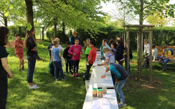 kinderuni_sta_gaertnern_umweltschutz_20220428_foto_juri_kuestenmacher_038.jpg (DE)