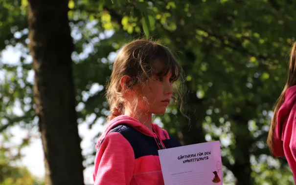 kinderuni_sta_gaertnern_umweltschutz_20220428_foto_juri_kuestenmacher_057.jpg (DE)