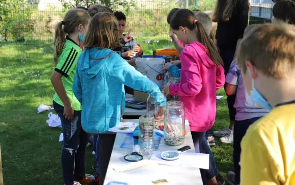 kinderuni_sta_gaertnern_umweltschutz_20220428_foto_juri_kuestenmacher_095.jpg (DE)