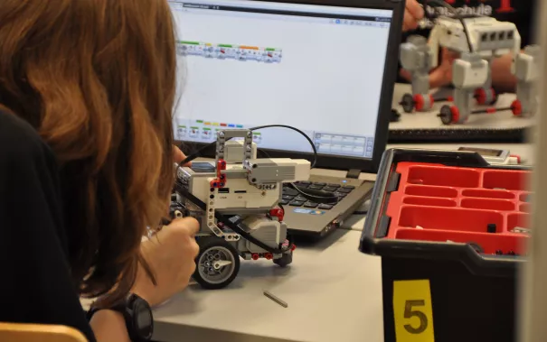lego-roboternacht_2019_foto-irene-rothe_dsc_0464 (DE)