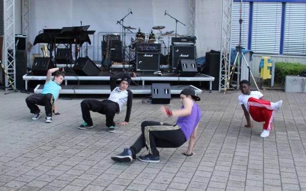 15-jahrfeier-an-der-hochschule-bonn-rhein-sieg_17.jpg (DE)