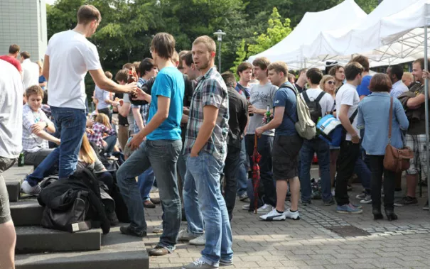 15-jahrfeier-an-der-hochschule-bonn-rhein-sieg_9.jpg (DE)