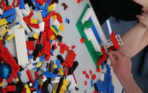 20180508_fbinf_buersner-scrum_kw_031.jpg (DE)