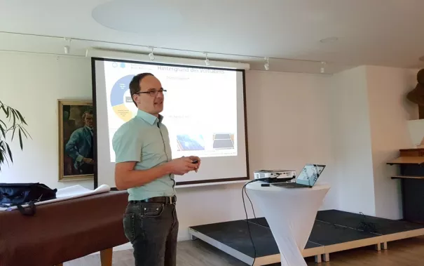 2018_09_26_173925_klausurtagung_ayseguelyasari_small_0.jpg (DE)