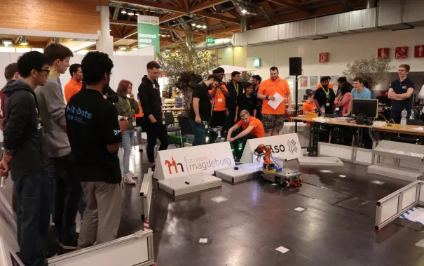 20190504-05_fbinf_b-it-bots_germanopen_robocup_magedeburg_deebul_nair_img_034_0.jpg
