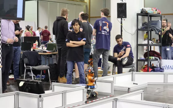 20190504-05_fbinf_b-it-bots_germanopen_robocup_magedeburg_deebul_nair_img_161.jpg