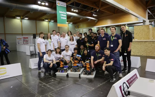 20190504-05_fbinf_b-it-bots_germanopen_robocup_magedeburg_deebul_nair_img_180.jpg