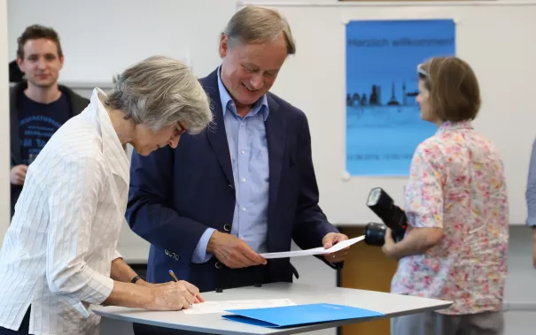 20190612_fbinf_verabschiedung_marlis_vonderhude_mt_073_1.jpg (DE)