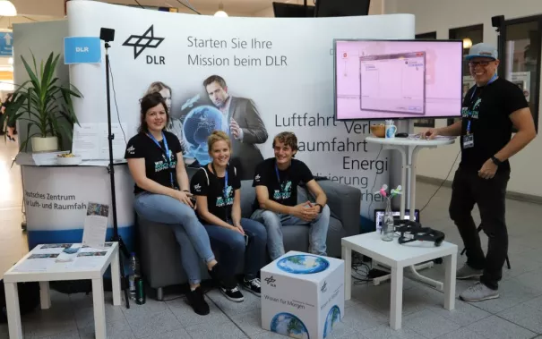 20190810-11_fbinf_froscon14_2019_kw_img_008.jpg