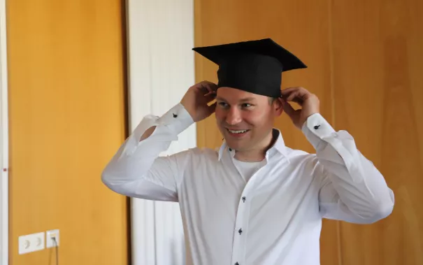 20220504_gi_sven_seele_promotion_miriam-luedtkehandjery22.jpg