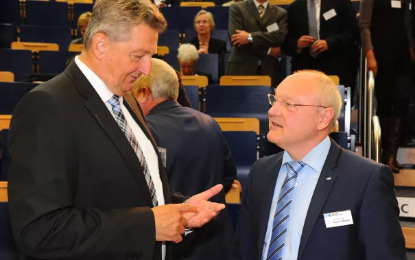 20_jahre_h-brs_festakt_audimax_20150619_foto_c._adolph_012.jpg(DE)