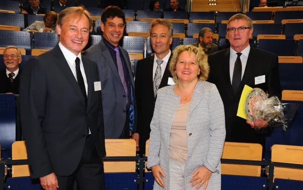 20_jahre_h-brs_festakt_audimax_20150619_foto_c._adolph_014.jpg(DE)