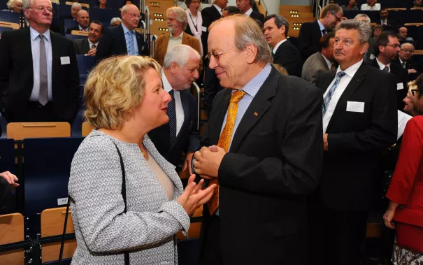 20_jahre_h-brs_festakt_audimax_20150619_foto_c._adolph_017.jpg(DE)