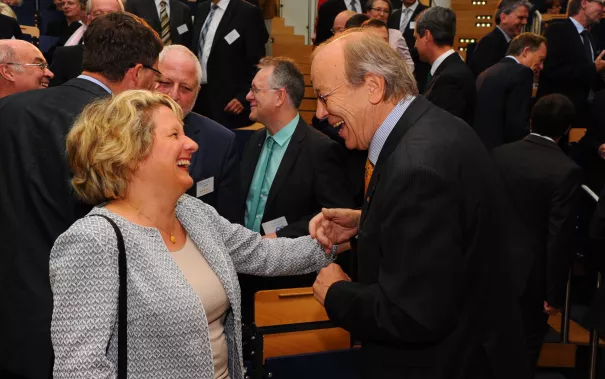 20_jahre_h-brs_festakt_audimax_20150619_foto_c._adolph_019.jpg(DE)