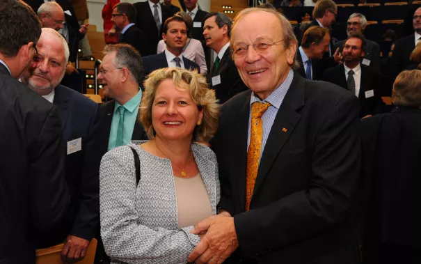 20_jahre_h-brs_festakt_audimax_20150619_foto_c._adolph_020.jpg(DE)