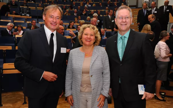 20_jahre_h-brs_festakt_audimax_20150619_foto_c._adolph_024.jpg(DE)