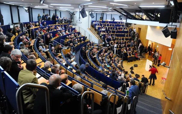 20_jahre_h-brs_festakt_audimax_20150619_foto_c._adolph_038.jpg(DE)