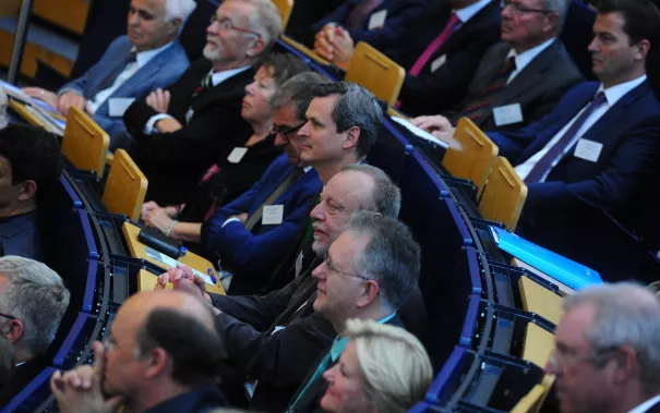 20_jahre_h-brs_festakt_audimax_20150619_foto_c._adolph_093.jpg(DE)