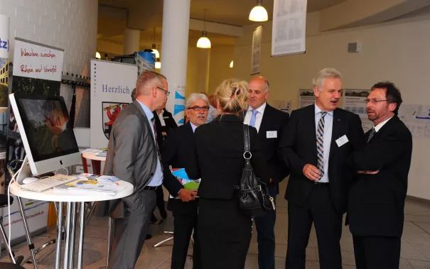 20_jahre_h-brs_umtrunk_forschungssschau_20150619_foto_c._adolph_017.jpg(DE)