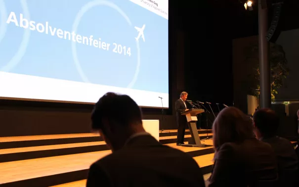 absolventenfeier_2014_web_foto_e._tritschler_23.jpg (DE)