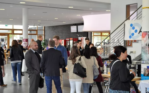 eroeffnung_akademisches_jahr_09-2014_foto_j._kuestenmacher_069.jpg (DE)