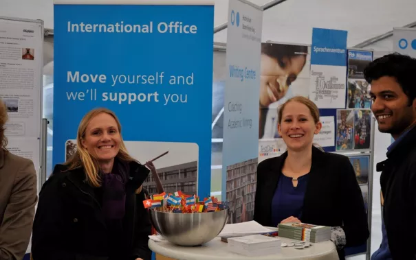 eroeffnung_akademisches_jahr_09-2014_foto_j._kuestenmacher_092.jpg (DE)