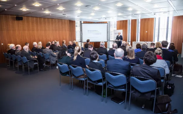 hafm_03_kick_off_foto_m._schoenfelder.jpg(DE)