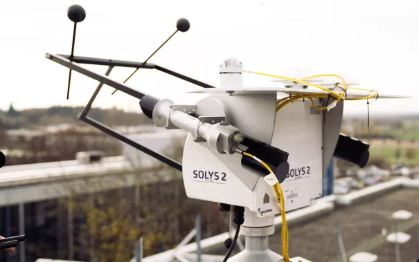 Energy meterological system on the roof of the university  (DE)