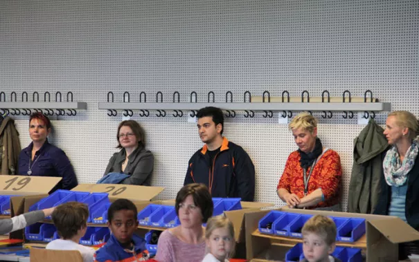 kinderuni-lego-mai-2014_14.jpg (DE)