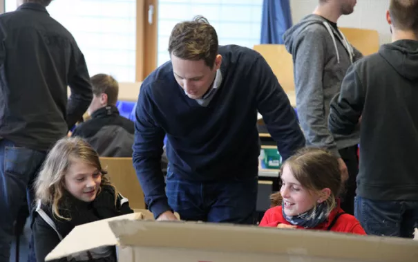 kinderuni-lego-mai-2014_17.jpg (DE)