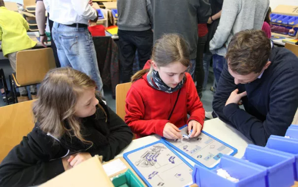 kinderuni-lego-mai-2014_19.jpg (DE)