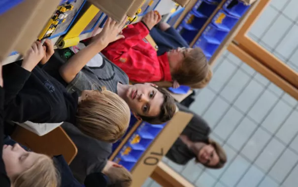 kinderuni-lego-mai-2014_22.jpg (DE)