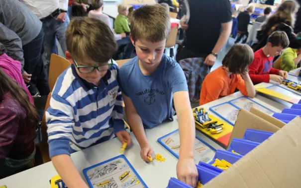 kinderuni-lego-mai-2014_39.jpg (DE)