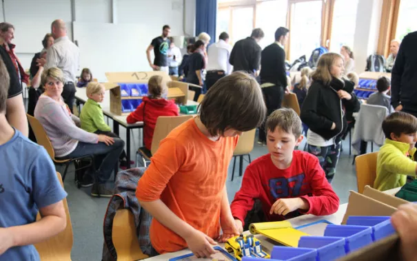 kinderuni-lego-mai-2014_40.jpg (DE)