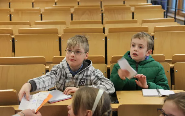 kinderuni_licht_norbert_jung_sta_20170126_foto_j._kuestenmacher_06.jpg (DE)