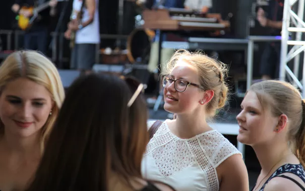 sommerfest_h-brs_sta_20170614_foto_j._kuestenmacher_172.jpg