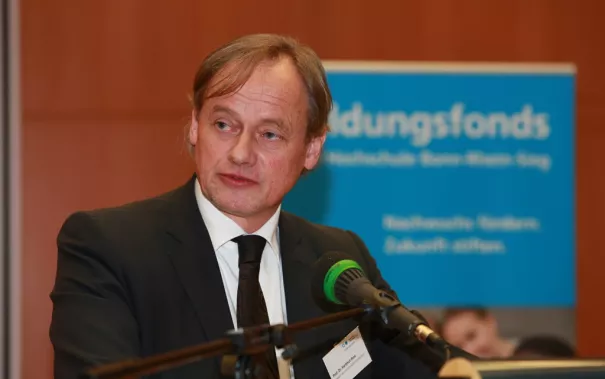 stipendienfeier_2014_foto_schallenberghsb14043.jpg (DE)