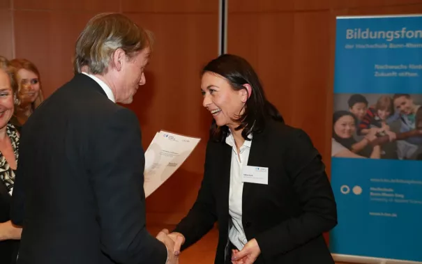 stipendienfeier_2014_foto_schallenberghsb14071.jpg (DE)