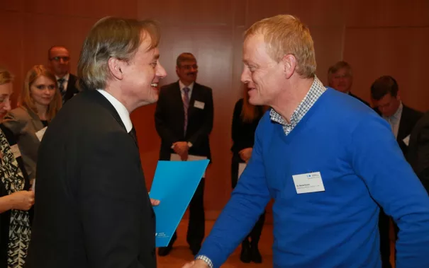 stipendienfeier_2014_foto_schallenberghsb14100.jpg (DE)