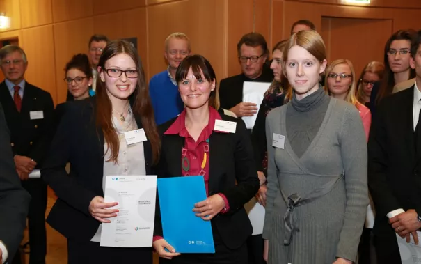 stipendienfeier_2014_foto_schallenberghsb14220.jpg (DE)