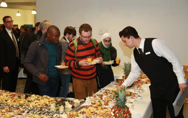 stipendienfeier_2014_foto_schallenberghsb14247.jpg (DE)