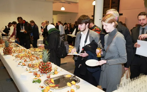 stipendienfeier_2014_foto_schallenberghsb14249.jpg (DE)