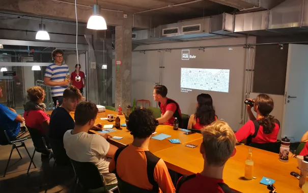 tour_de_csr_-_besuch_beim_impact_hub_2_0.jpg (DE)