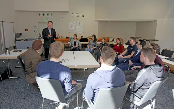 phd_day_hennef_20190321_foto_juri_kuestenmacher89.jpg (DE)